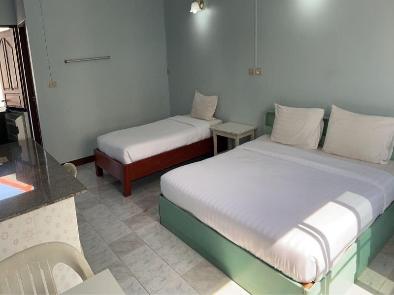Chumphon Park Resort image