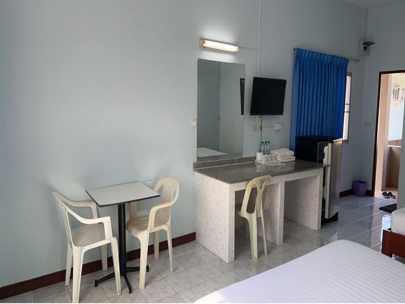 Chumphon Park Resort image