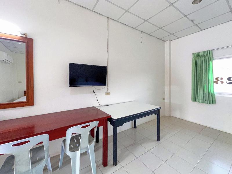 Chumphon Park Resort image