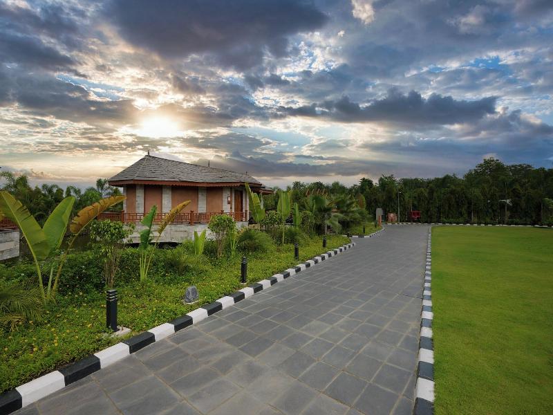 Royal Tulip Chitwan Nepal image