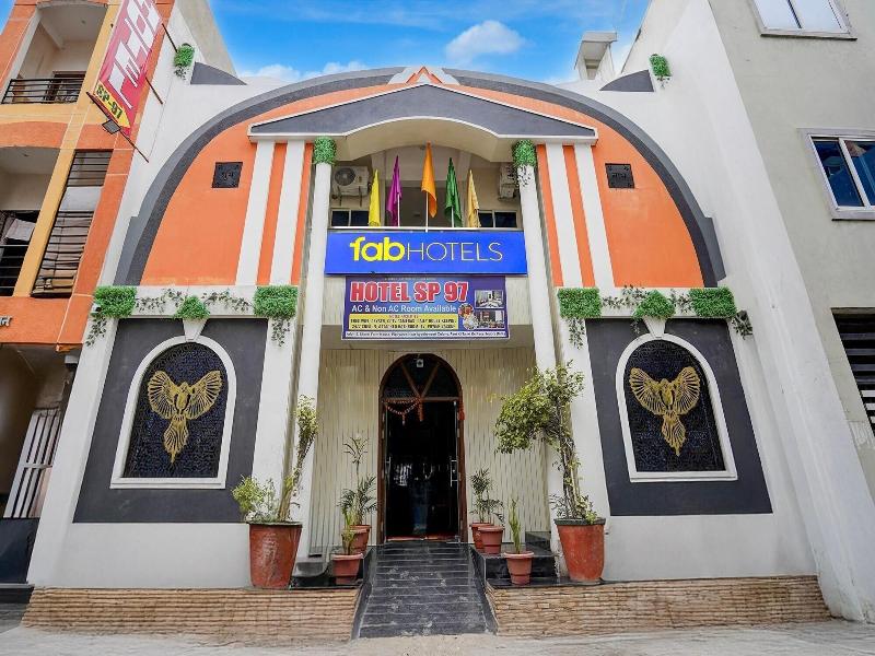 Fabhotel Sp 97 — general view