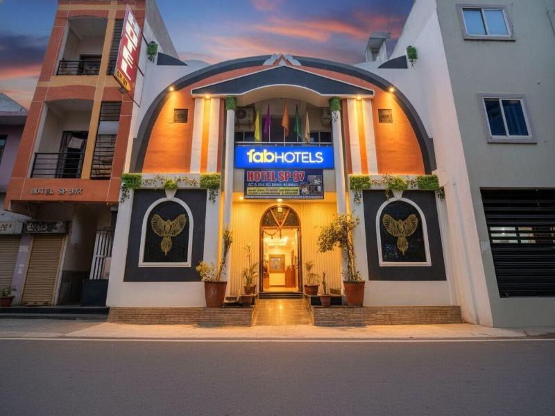 Fabhotel Sp 97 — general view