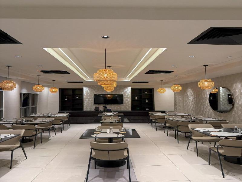 George Residence Tlc — restaurant