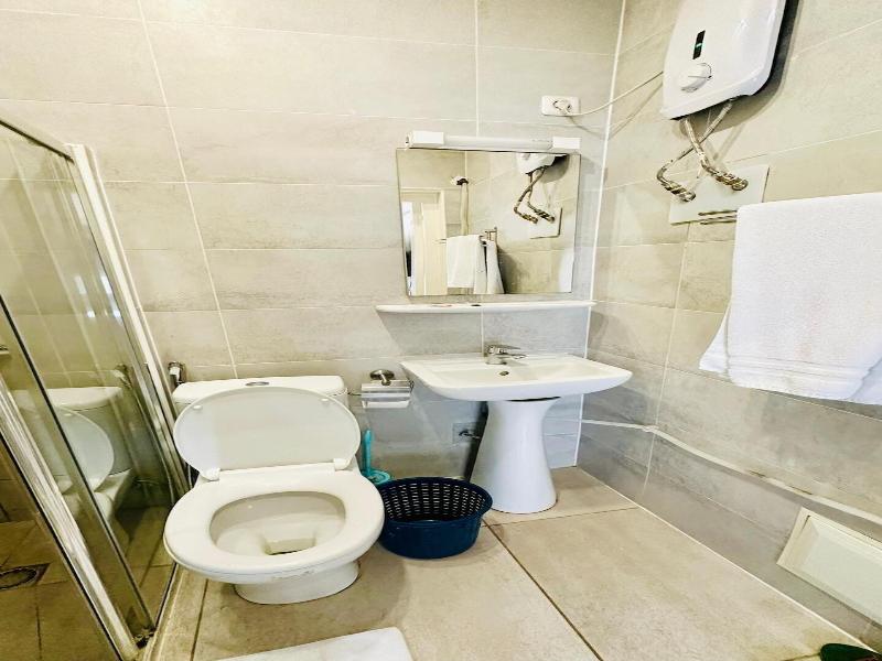 Softhotel Douala image