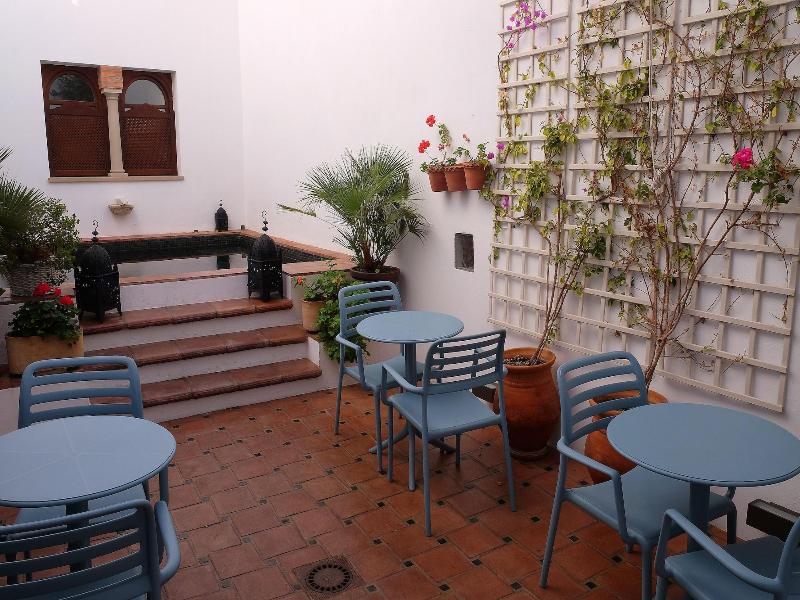 Apartasuites Alberca image