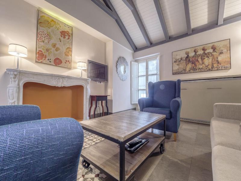 Apartasuites Alberca image