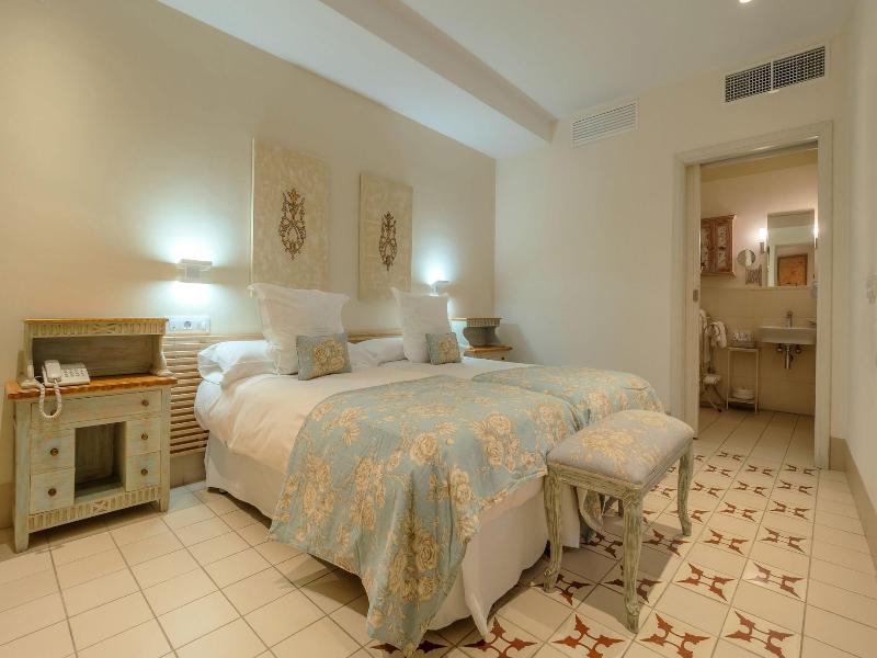 Apartasuites Alberca image