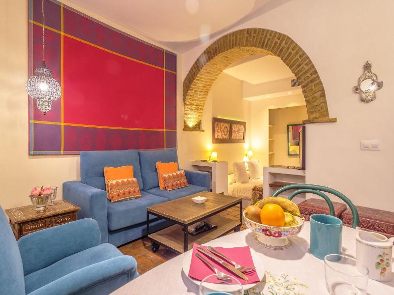Apartasuites Alberca image