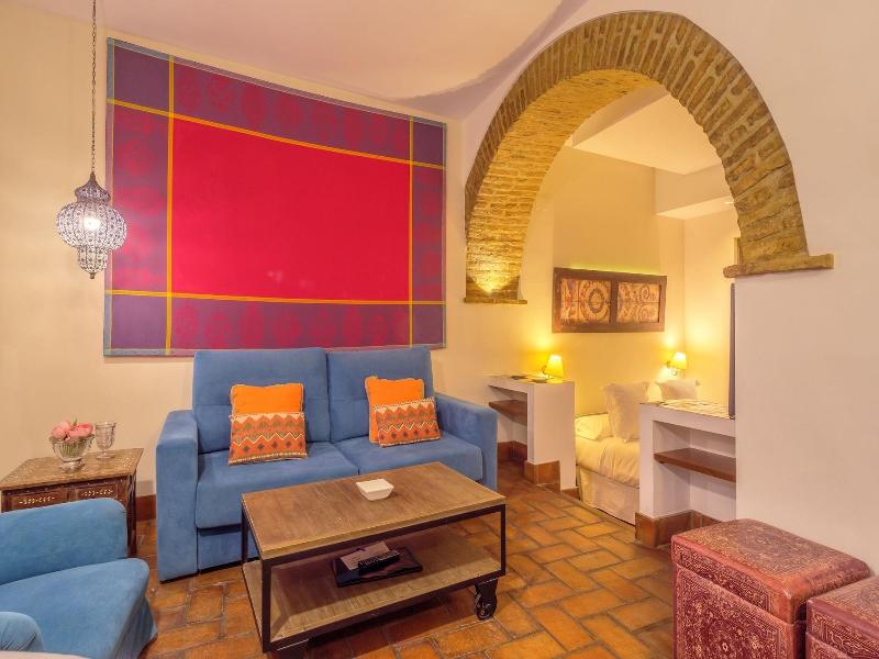 Apartasuites Alberca image