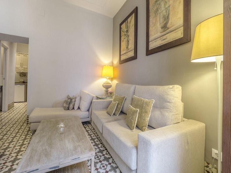 Apartasuites Alberca image