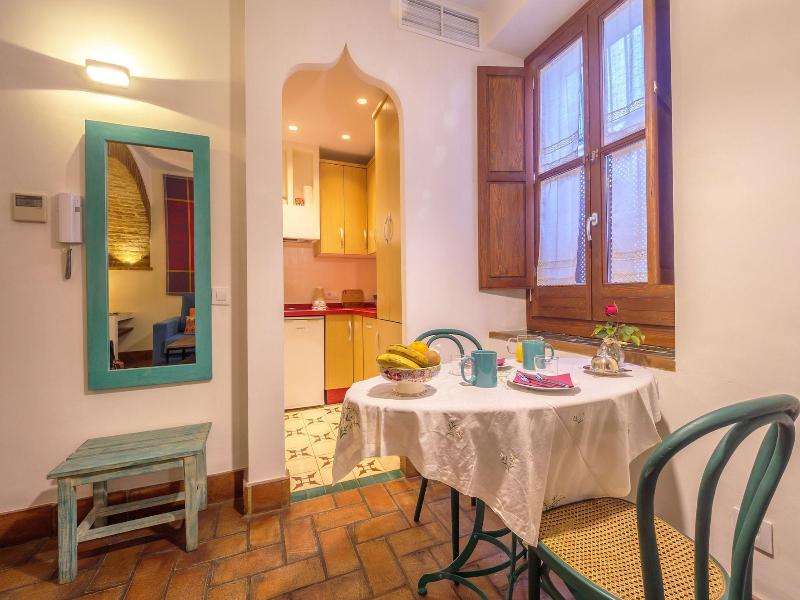 Apartasuites Alberca image