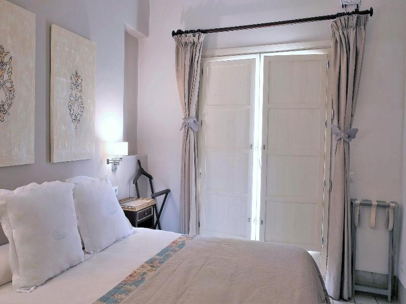 Apartasuites Alberca image
