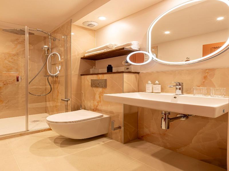 Villa SoPi Appart'Hotel By Patrick Hayat image