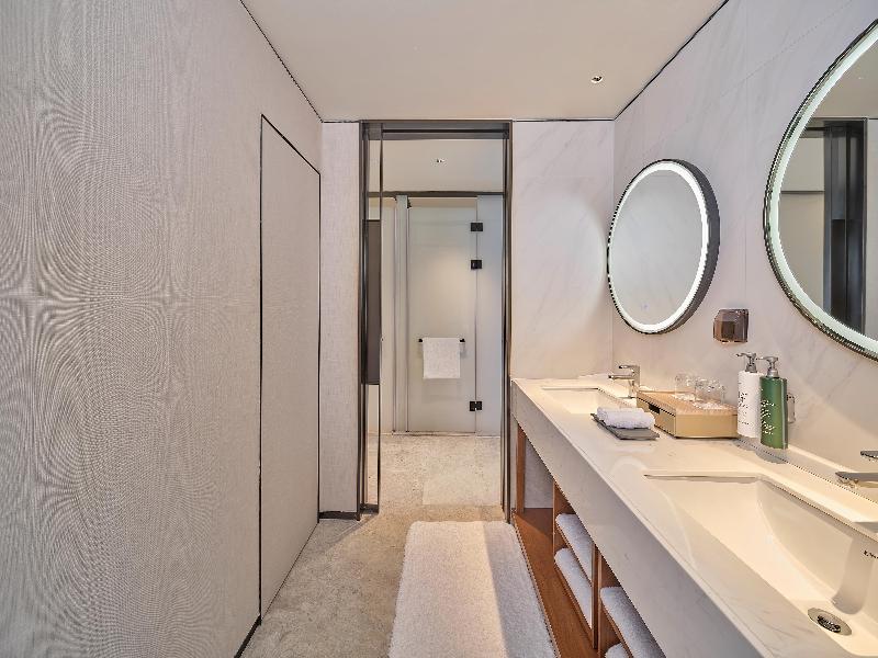 Hilton Garden Inn Guangzhou Baiyun Airport image