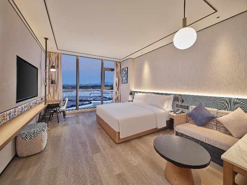 Hilton Garden Inn Guangzhou Baiyun Airport image