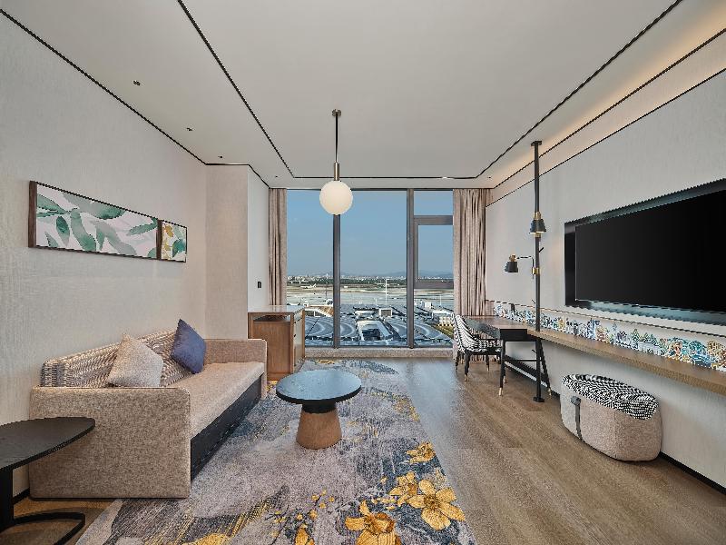 Hilton Garden Inn Guangzhou Baiyun Airport image
