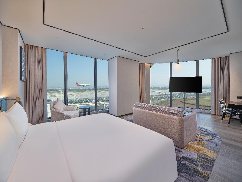 Hilton Garden Inn Guangzhou Baiyun Airport image