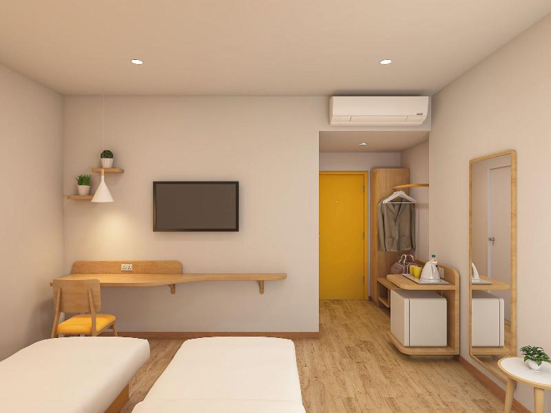Bloom Hotel – Iskcon Rajajinagar image