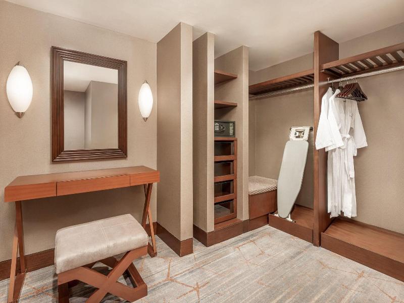 SUITE EXECUTIVE KING BED — photo 5