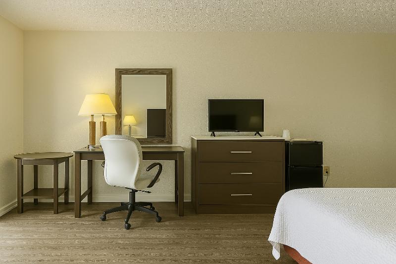 Country Host Inn