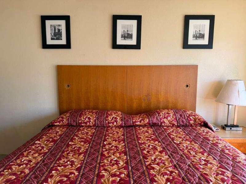 Country Host Inn