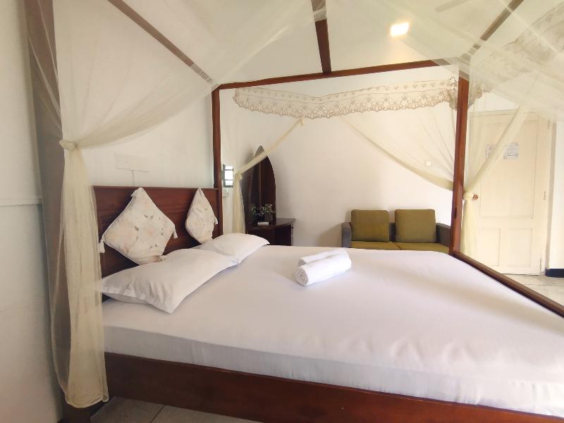 W Hotel Mount Lavinia - Colombo image