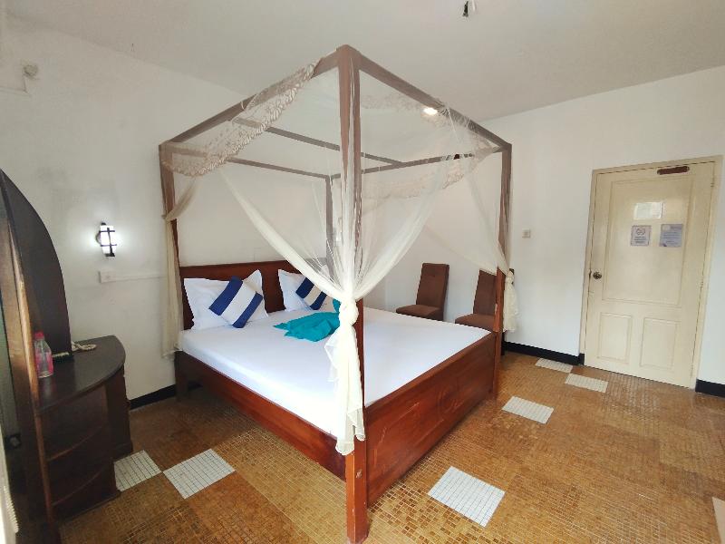 W Hotel Mount Lavinia - Colombo image