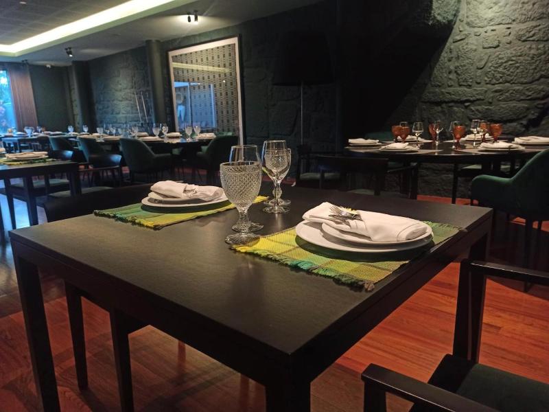 Hotel Vila Luena image