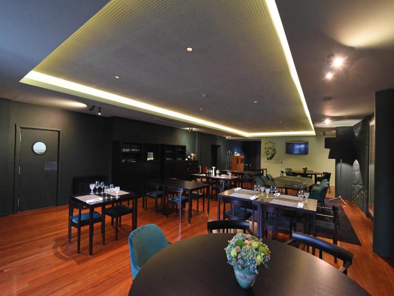 Hotel Vila Luena image
