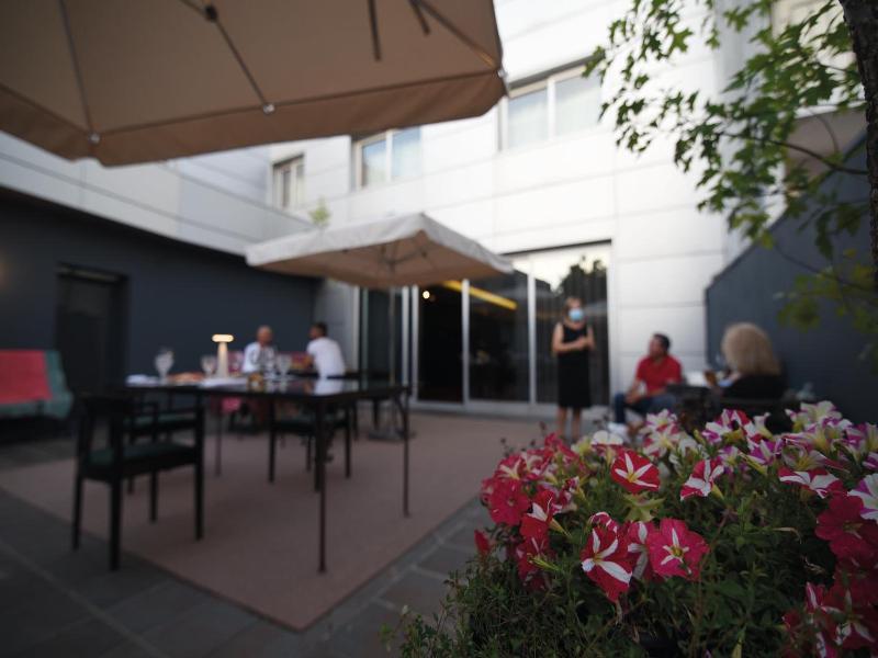 Hotel Vila Luena image