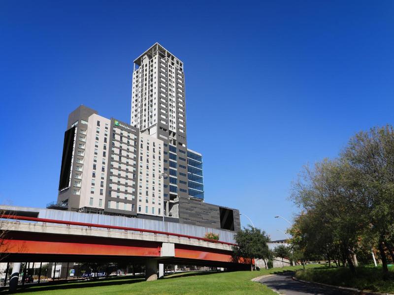 Holiday Inn Express Monterrey Fundidora By Ihg image