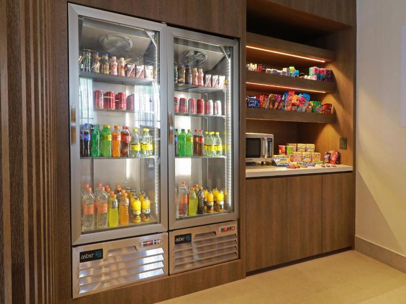Holiday Inn Express Monterrey Fundidora By Ihg image