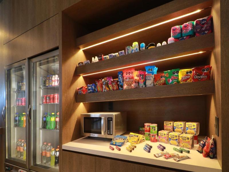 Holiday Inn Express Monterrey Fundidora By Ihg image