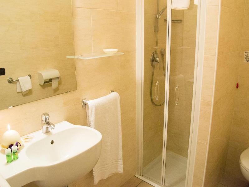 Lo Scoiattolo Piedmont Bike Hotel image
