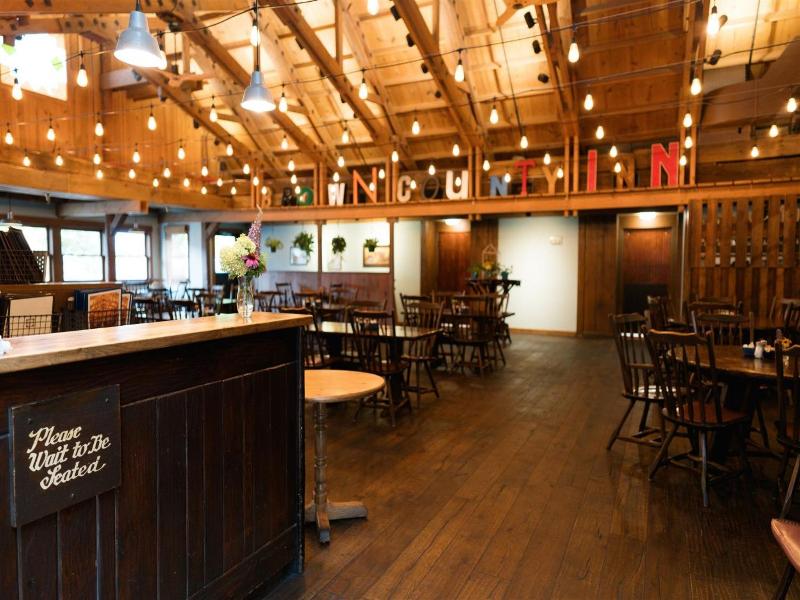 Brown County Inn image