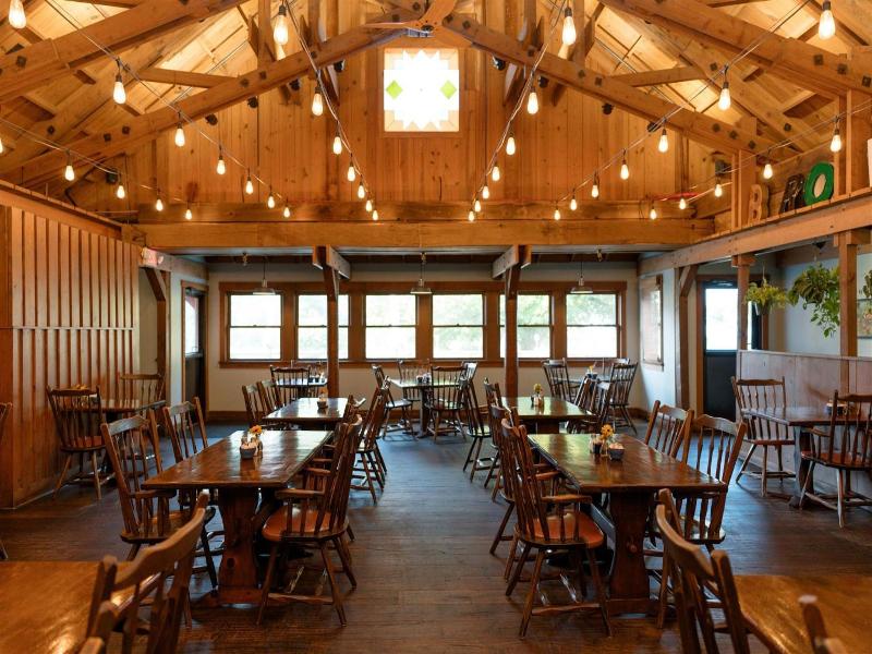 Brown County Inn image