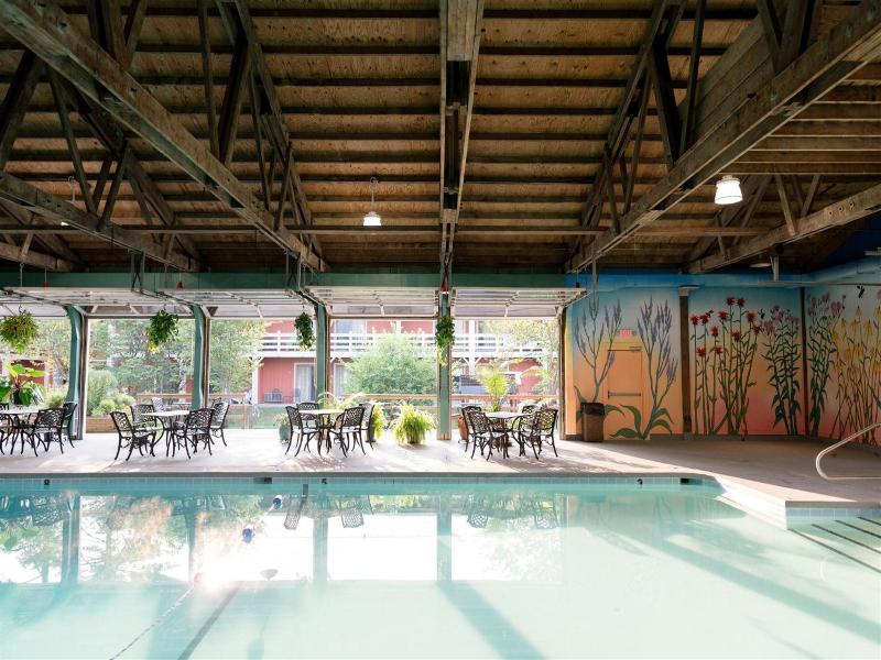 Brown County Inn image
