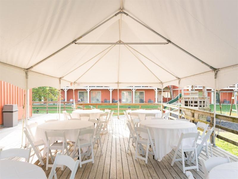 Brown County Inn image