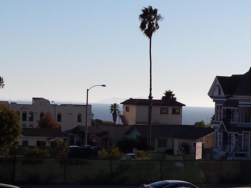 Travelers Beach Inn image