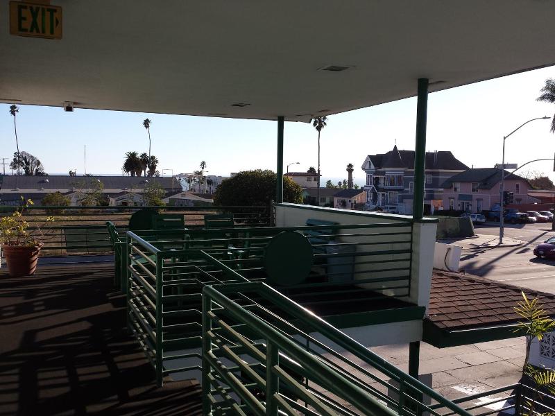 Travelers Beach Inn image