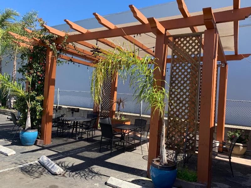 Sandyland Reef Inn image