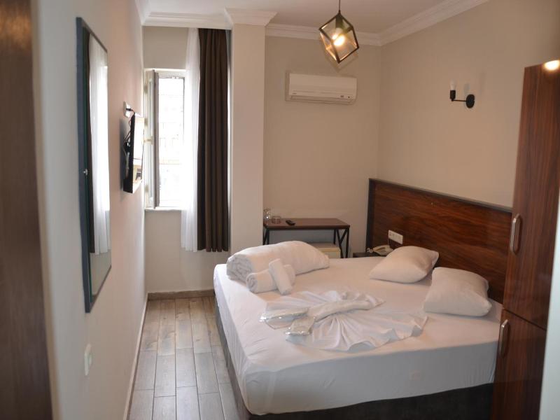 Marka Hotel image