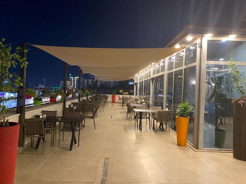 Nishan Hotel image