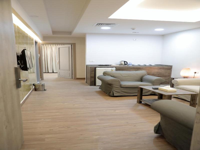 Nishan Hotel image