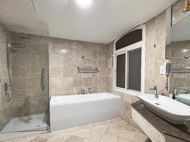 The Victory Hotel image