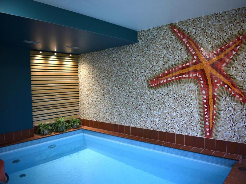Amber Sea Hotel Spa image