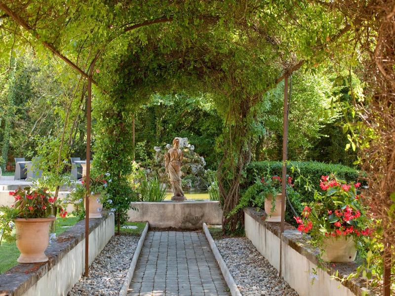 Villa Augusta image