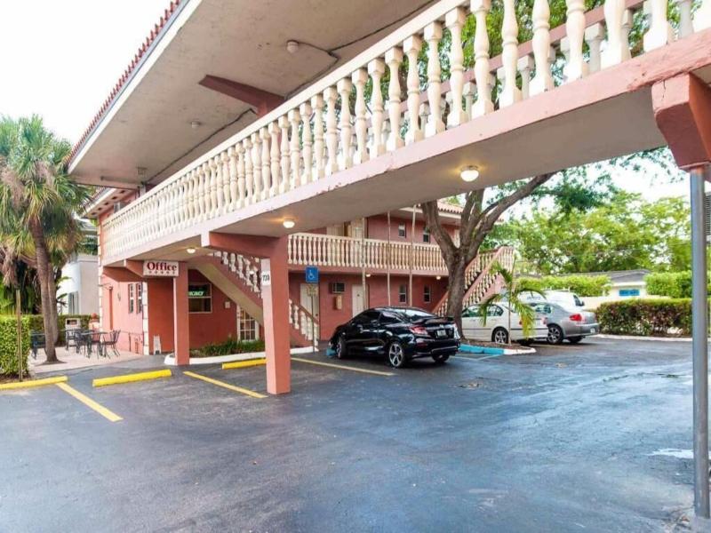 Gables Inn image