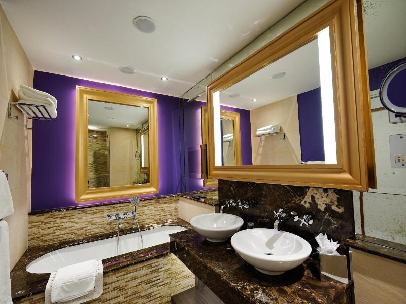 Grosvenor Pulford Hotel Spa image
