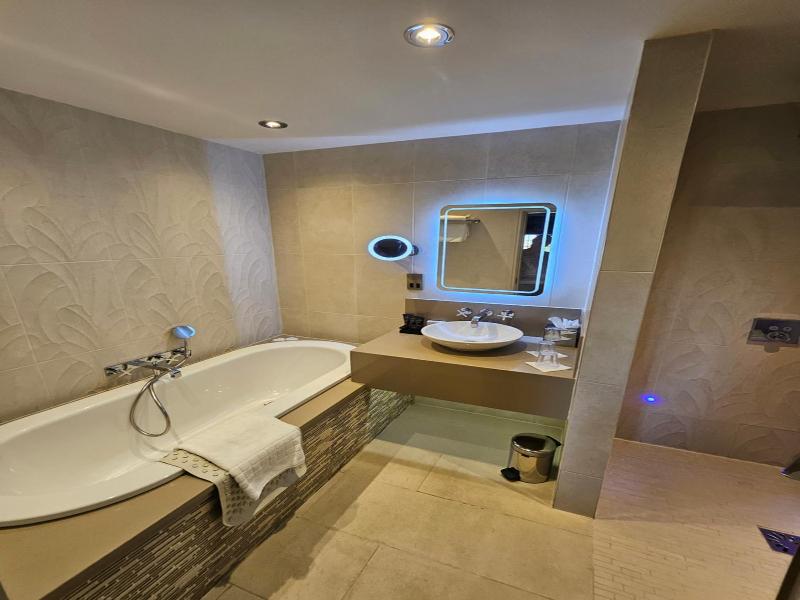 Grosvenor Pulford Hotel Spa image
